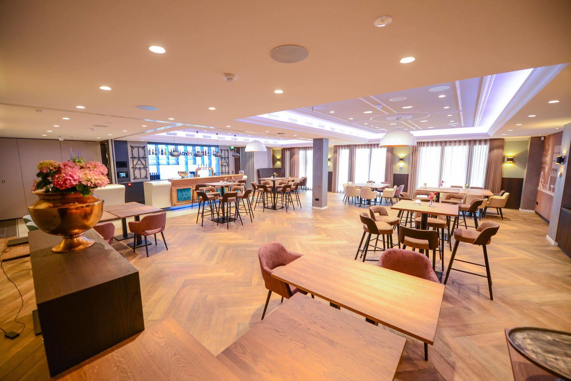 Brasserie-Hotel Antje Van De Statie Weert Exteriér fotografie